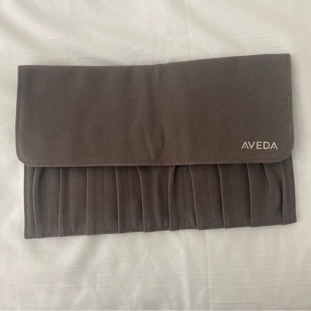 Aveda brush case